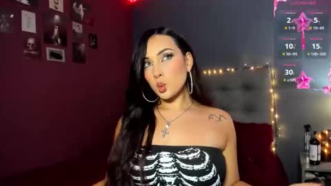 Snapshot of charlotte_jamees chatting on 01.08.26 Charlotte james online show from 01.08.26