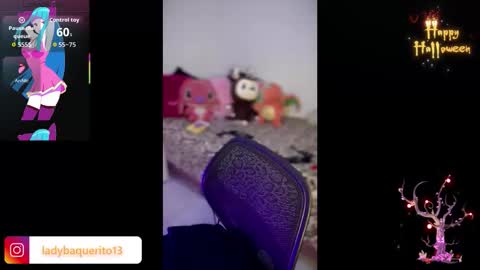 Snapshot of charlotte_queen20 chatting on 10.26.25 Charlotte online show from 10.26.25