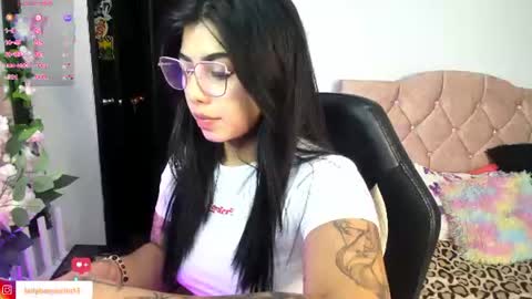 Snapshot of charlotte_queen20 chatting on 06.12.26 Charlotte online show from 06.12.26
