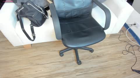 Charlotte  Everyday From 0700 to 1300 Col Time online show from 01.29.25