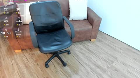 Charlotte  Everyday From 0700 to 1300 Col Time online show from 02.26.25