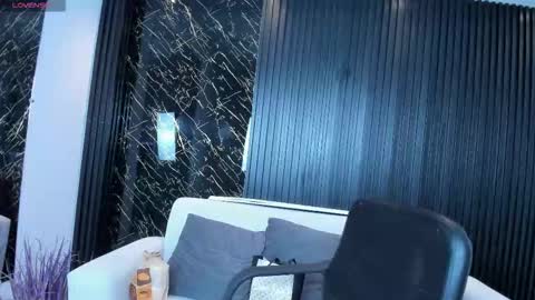 Charlotte  Everyday From 0700 to 1300 Col Time online show from 10.07.25