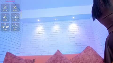 Charlotte  Everyday From 0700 to 1300 Col Time online show from 11.24.25