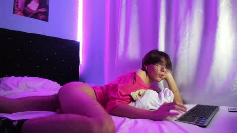 Snapshot of charlotte_xc chatting on 02.11.25 charlotte_xc online show from 02.11.25