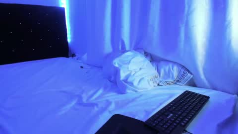 Snapshot of charlotte_xc chatting on 02.12.25 charlotte_xc online show from 02.12.25