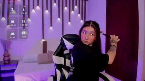 Charlottee online show from 04.11.26