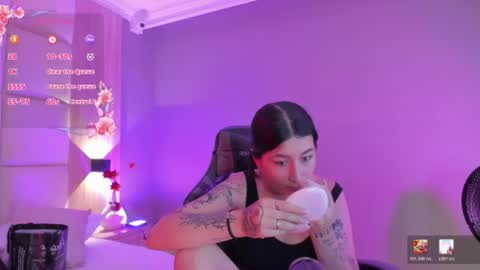 Snapshot of charlottee27_ chatting on 07.24.26 Charlottee online show from 07.24.26
