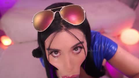 ill be online tomorrow December 1st online show from 03.01.26