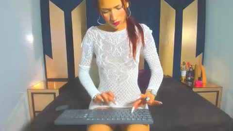 Snapshot of charlottesexrs chatting on 02.27.26 charlottesexrs online show from 02.27.26