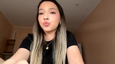 Snapshot of charlsiehaire chatting on 07.10.26 Monika online show from 07.10.26