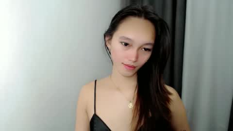 Snapshot of charm_fuckdoll8 chatting on 09.13.25 charm_fuckdoll8 online show from 09.13.25