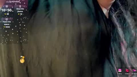 Charm alessa online show from 01.31.25