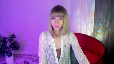 Snapshot of charmbianca chatting on 06.29.26 Bianca online show from 06.29.26