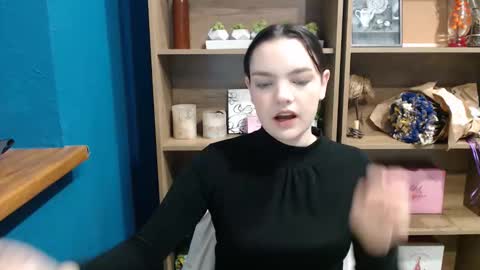 Julliette online show from 12.04.25