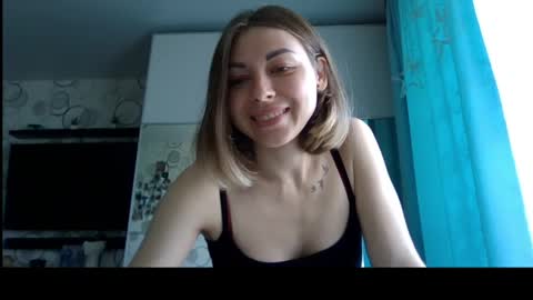 Snapshot of charming__chick chatting on 06.07.26 charming__chick online show from 06.07.26