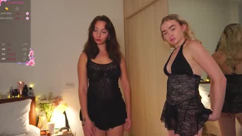 Snapshot of charming_daisy chatting on 02.20.25 my fansly Charming daisy My Wishlist for new toys online show from 02.20.25