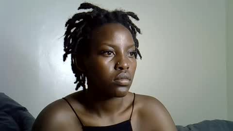 Snapshot of charmingdime chatting on 02.10.26 charmingdime online show from 02.10.26