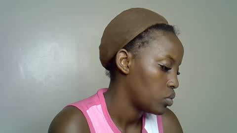 Snapshot of charmingdime chatting on 02.13.26 charmingdime online show from 02.13.26