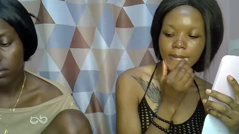 Snapshot of charmingdime chatting on 04.23.26 charmingdime online show from 04.23.26