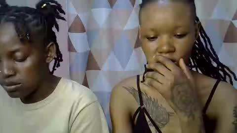 Snapshot of charmingdime chatting on 04.28.26 charmingdime online show from 04.28.26