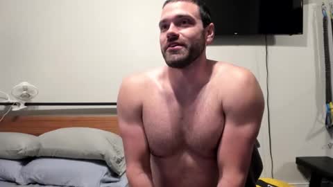 Snapshot of chasemason20 chatting on 01.14.25 Onlyfans chasingfit Instagram the arguer Twitter chasingfitOF online show from 01.14.25