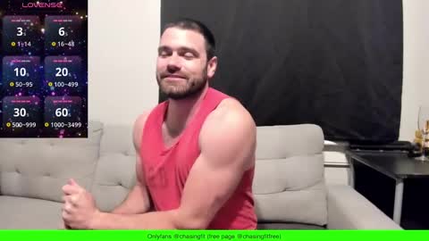 Snapshot of chasemason20 chatting on 02.13.25 Onlyfans chasingfit Instagram the arguer Twitter chasingfitOF online show from 02.13.25
