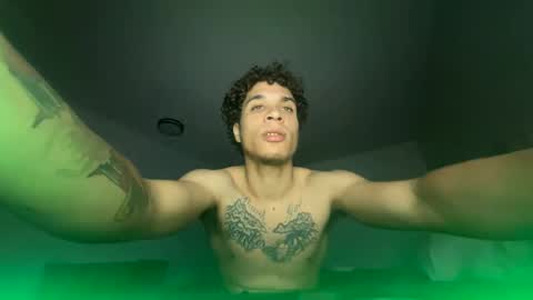 Snapshot of chasexlofficial chatting on 12.04.24 Chasexlofficial online show from 12.04.24