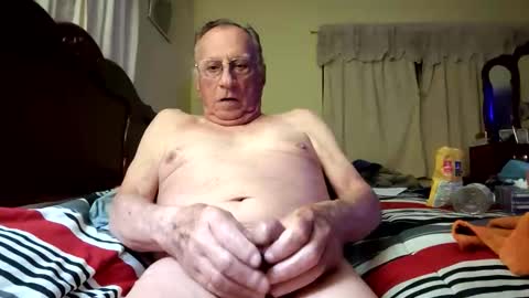 Snapshot of chatoffmale60 chatting on 04.02.26 chatoffmale60 online show from 04.02.26