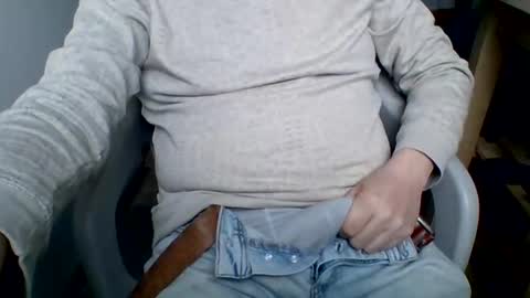 Snapshot of chattygingerboy chatting on 06.15.26 Gingerboy online show from 06.15.26
