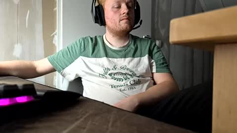 Snapshot of chattygingerboy chatting on 07.09.26 Gingerboy online show from 07.09.26