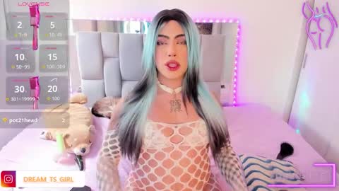 Sophie  online show from 09.10.25