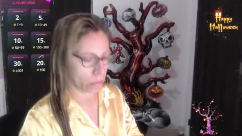 CHAYLA VICTORIA RUIZ  online show from 11.02.25