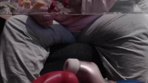 Snapshot of cheekymiia chatting on 12.14.24 Cheekymiia online show from 12.14.24