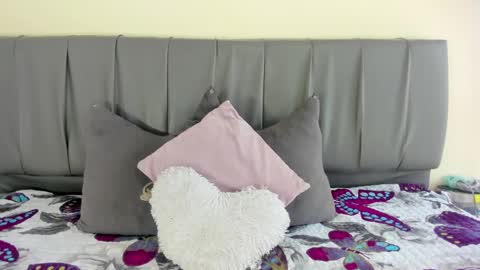 Snapshot of cheerlynn chatting on 12.05.25 Cherlyn online show from 12.05.25