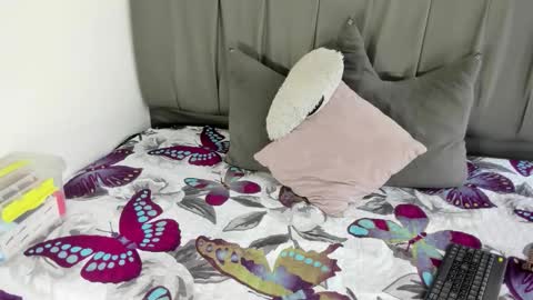 Snapshot of cheerlynn chatting on 01.07.26 Cherlyn online show from 01.07.26