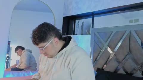 Snapshot of chel_seth chatting on 06.18.26 online show from 06.18.26