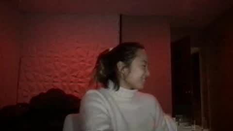 Snapshot of chellybear101 chatting on 12.24.24 chellybear101 online show from 12.24.24