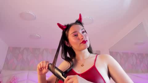 Snapshot of chelsea_bolton_ chatting on 12.22.24 chelsea_bolton_ online show from 12.22.24