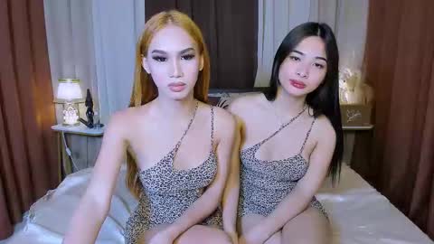 Hello ur lovely Chelsea  online show from 11.25.25