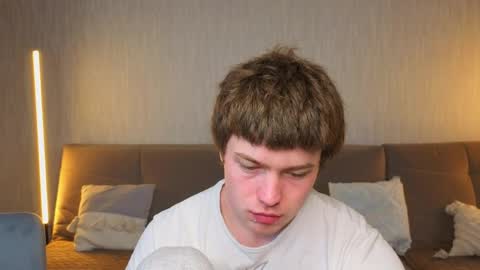 LUCASRYANPVT IS OPEN online show from 05.12.26