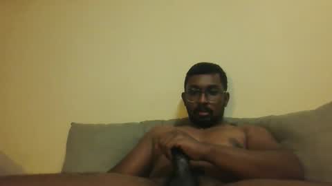 Snapshot of chennaibull1011 chatting on 04.16.26 chennaibull1011 online show from 04.16.26