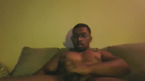 Snapshot of chennaibull1011 chatting on 05.05.26 chennaibull1011 online show from 05.05.26
