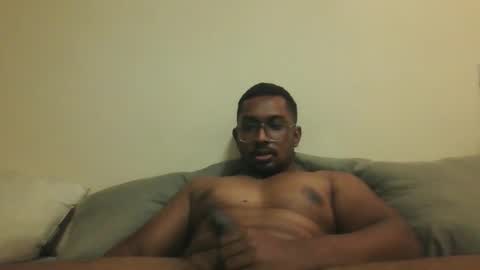 Snapshot of chennaibull1011 chatting on 05.10.26 chennaibull1011 online show from 05.10.26