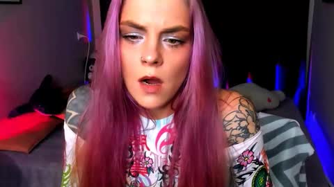 Snapshot of cherrie_sherry chatting on 03.01.26 Sherry online show from 03.01.26