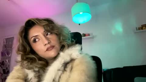 cherrieamaretto online show from 10.22.25