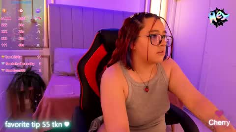 Snapshot of cherry_blushh chatting on 09.22.25 cherry_blushh online show from 09.22.25