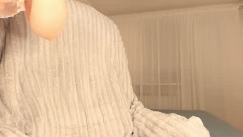 Snapshot of cherry_misaki chatting on 03.06.25 misaki online show from 03.06.25