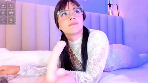 C H E R R Y  online show from 02.10.26