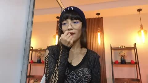 Snapshot of cherry_vixen_ chatting on 04.18.26 Sery online show from 04.18.26