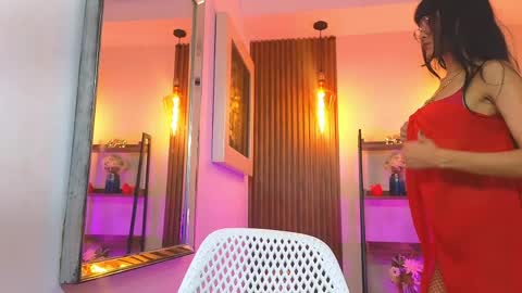 Snapshot of cherry_vixen_ chatting on 04.23.26 Sery online show from 04.23.26